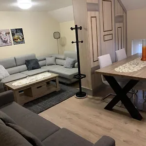 Appartement Comme A La Maison, Bruxelles